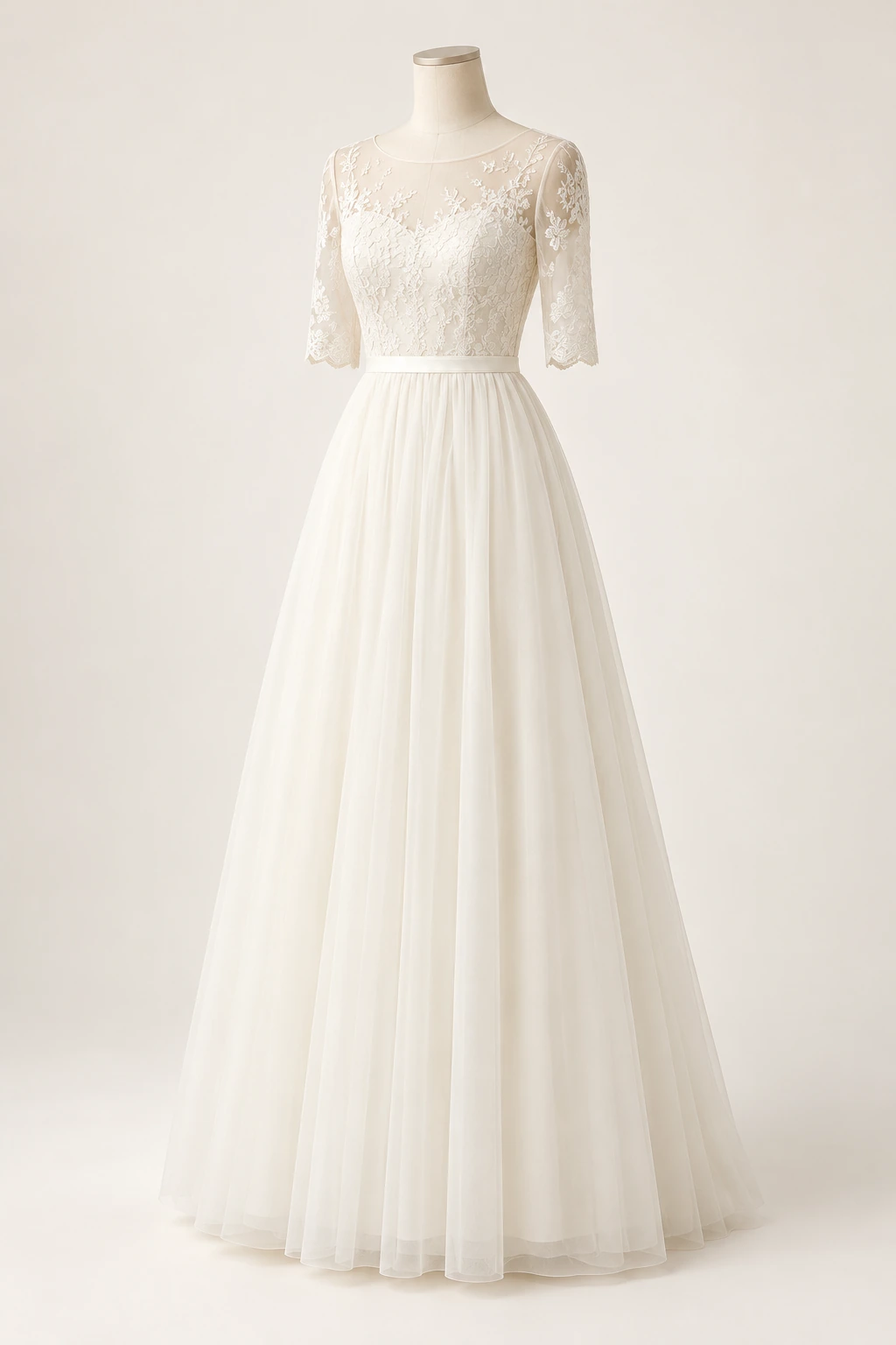 Robe demoiselle d’honneur dentelle Céleste, champagne clair : vue de trois quarts
