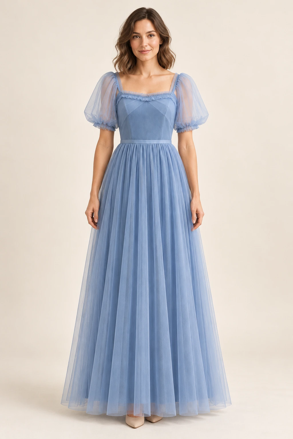 Robe demoiselle d’honneur dentelle Ondine, bleu grisé : robe portée par une femme adulte